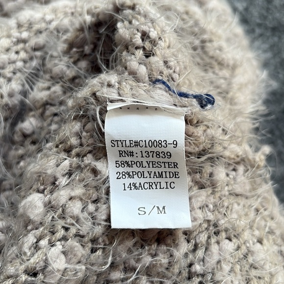 Altar’d State Cozy Women's Sweater in Soft Gray - Size Small/Medium - Picture 7 of 8